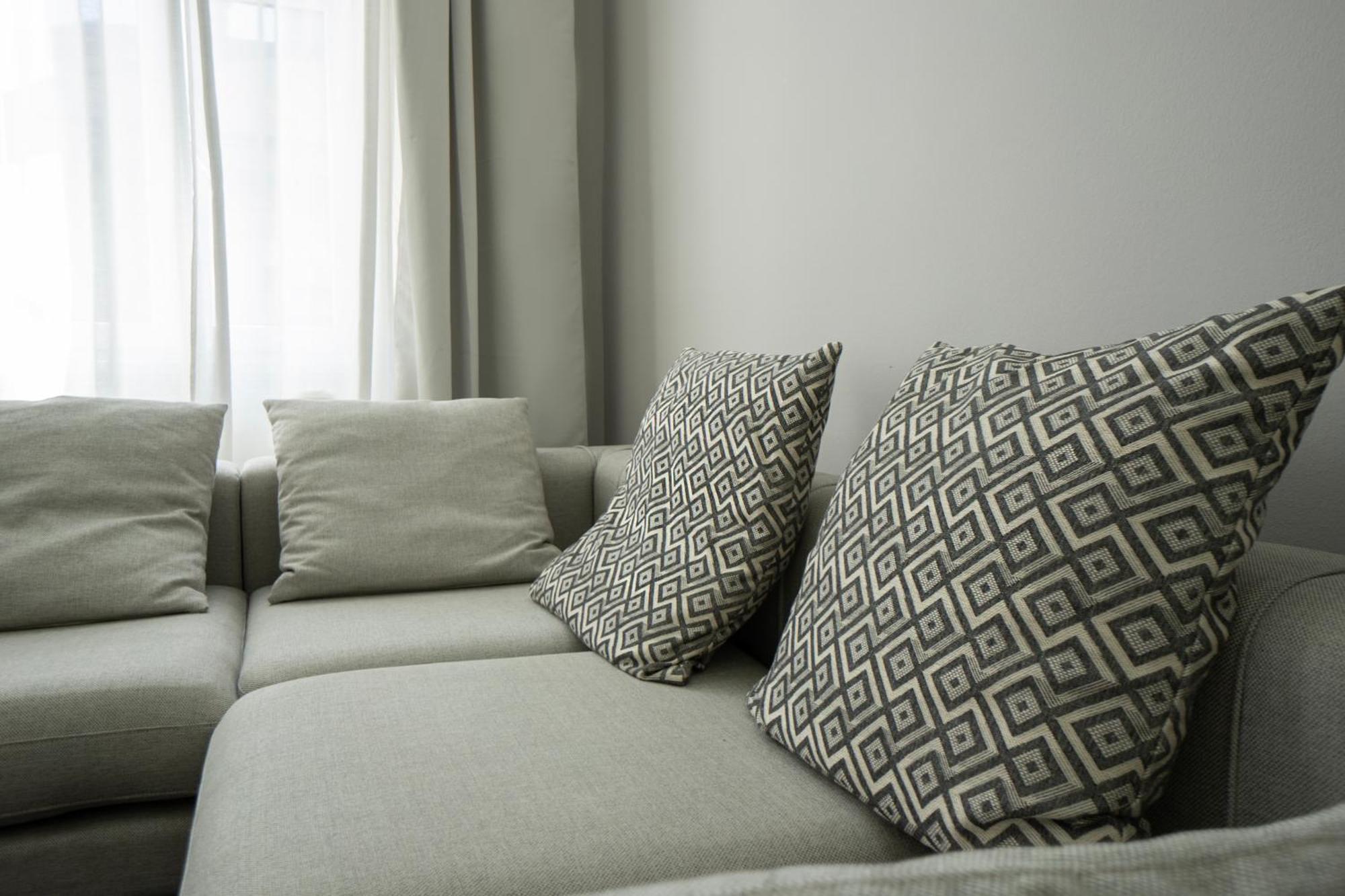 Charming 2-Room Apartment With Balcony, 15 Min To Center Vienna Exterior photo